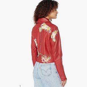Brand: jakett NEW YORK
jakett NEW YORK Harley Floral Burnished Leather Red MD